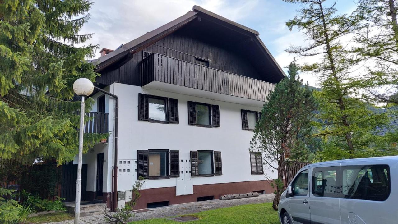 Apartma Marjetica ゴズ・マルチュリェク エクステリア 写真